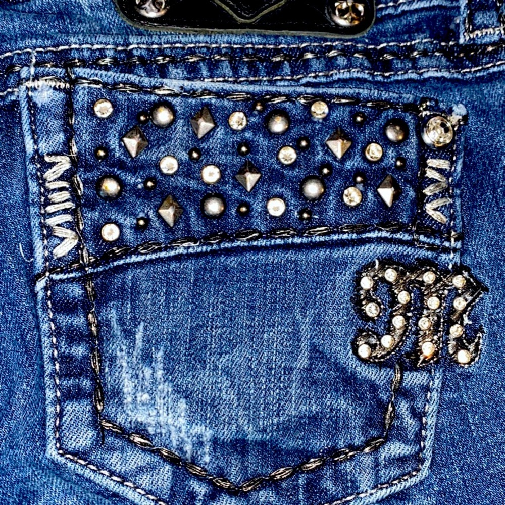 Miss Me Jeans size 27. Brand new, never worn. NWT.